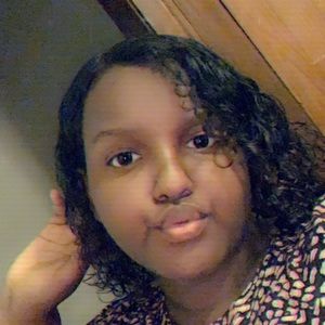 Meet your Posher, Samia